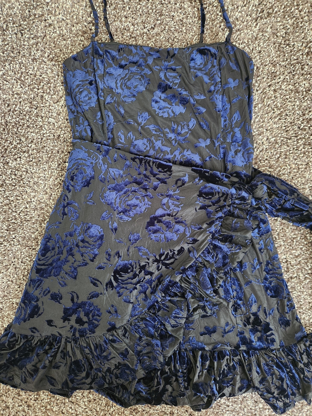 Intimately Free People Blue Floral Velvet Wrap Dress Size XS - Picture 2 of 5